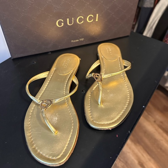 Gucci Shoes - Gucci Women's Metallic Gold Sandals